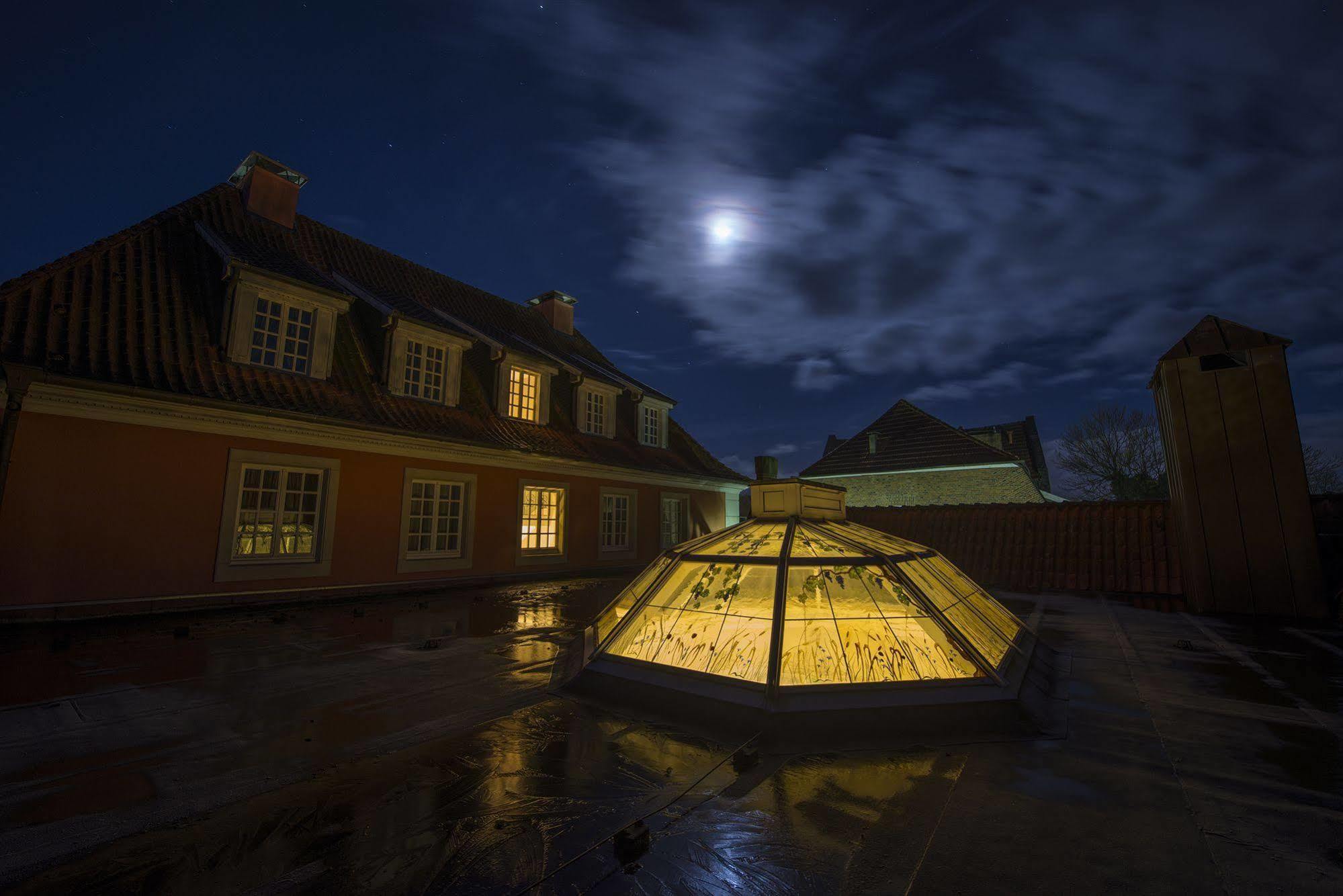 Burghotel Haseluenne Экстерьер фото